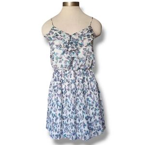 BCBGeneration women's floral summer dress with pleated hem size small